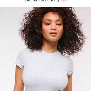 Abercrombie & Fitch T-shirt